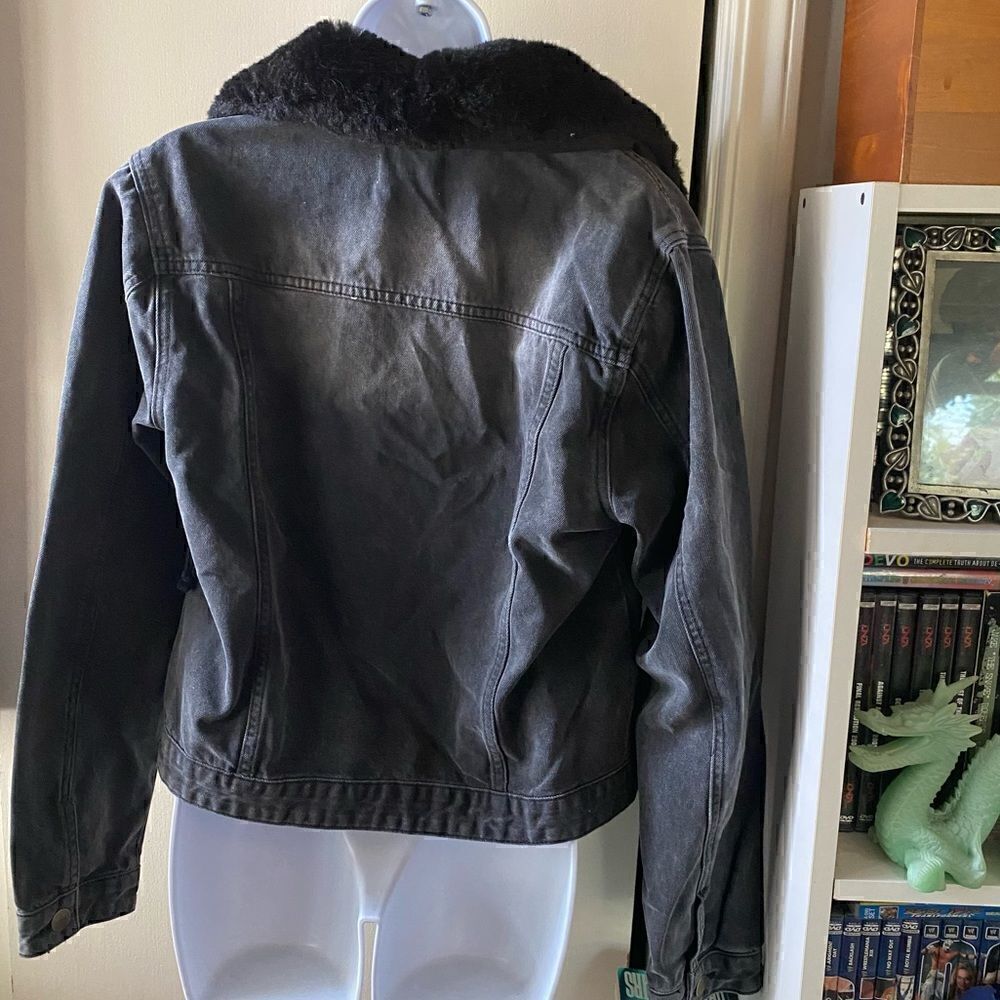 Black/grey  denim jacket with removable faux fur collar sz M - Picture 3 of 16